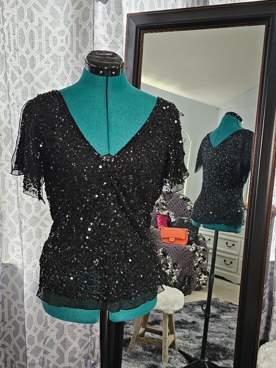 Adrianna Papell Tops - Adrianna Papell Boutique Black Sequin Silk Top – Size M